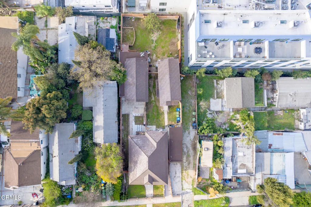 2132 2136 Branden Street, Los Angeles, California 90026 home-pic-15